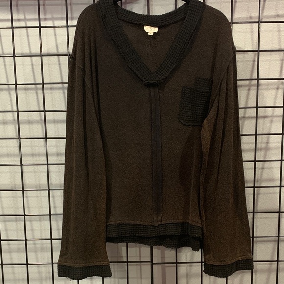 POL Brown Light Sweater with Black Textured Trim - Picture 1 of 7